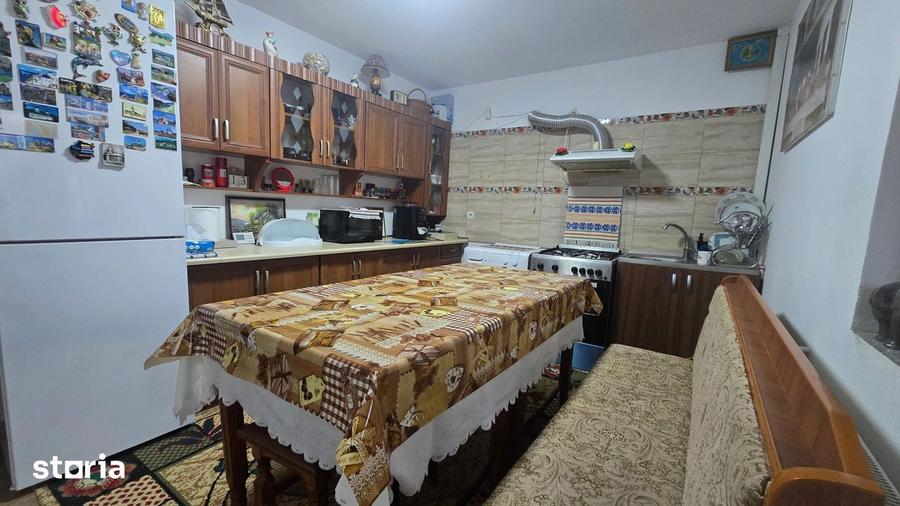 Casă cu 4 camere cu Teren 502 Mp în Nicolina