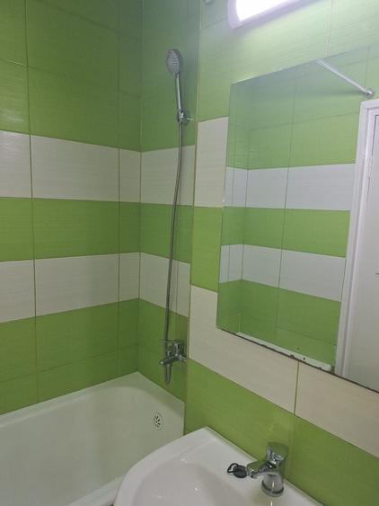 Apartament cu 2 camere decomandat în Romanilor