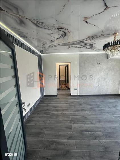 Apartament cu 3 camere semidecomandat în Central