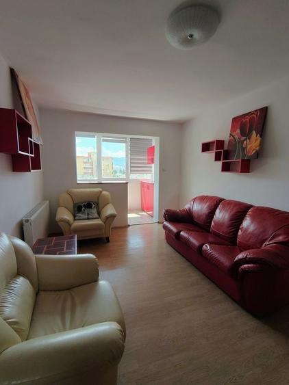 Apartament cu 2 camere semidecomandat în Central