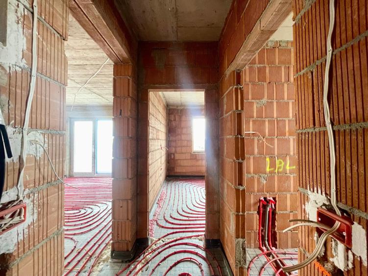 Apartament cu 2 camere decomandat în Moșnița Nouă