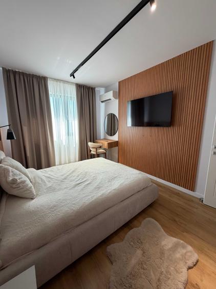 Apartament cu 2 camere decomandat, mobilat în Central