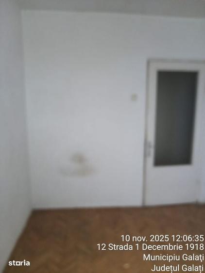 Apartament cu 2 camere decomandat în Micro 40