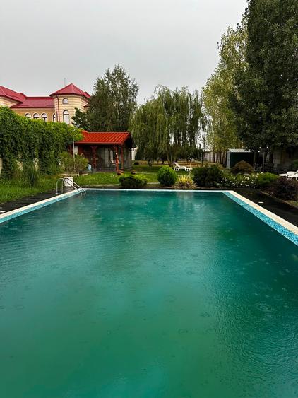 Casă individuală cu 7 camere cu Piscina în Corbeanca
