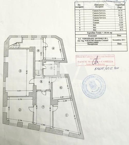 Apartament cu 11 camere decomandat în P-ța Sfinții Voievozi