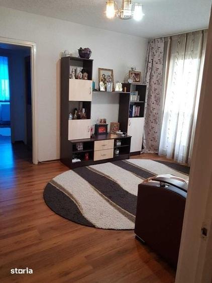 Apartament cu 2 camere semidecomandat în Astra