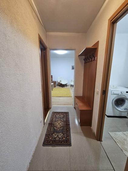 Garsonieră decomandată în Central