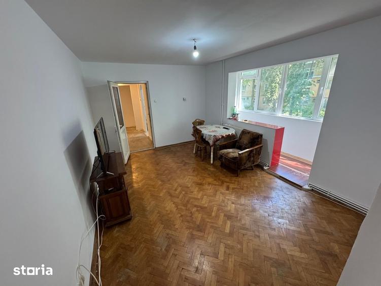Apartament cu 3 camere, mobilat în Gheorgheni