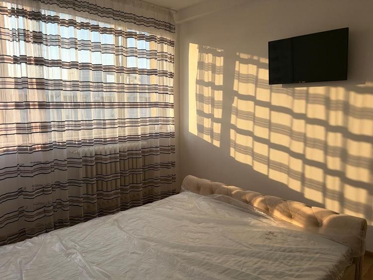 Apartament cu 2 camere semidecomandat, mobilat în Alexandru Obregia