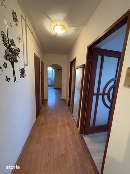 Apartament cu 3 camere în Scriitorilor