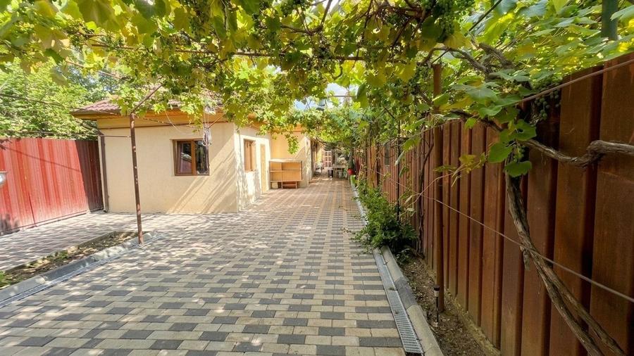 Casa 3 camere | 2 min Metrou Laminorului | Teren 241 mp | Renovata complet - 1