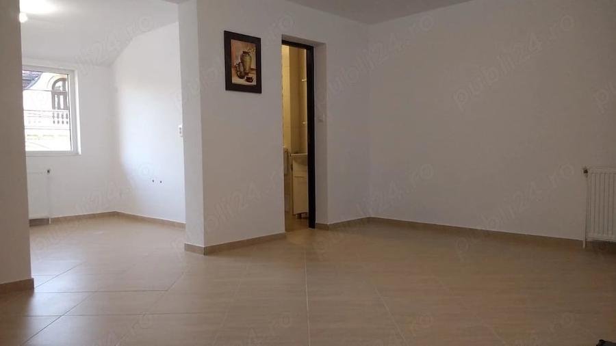 Spațiu comercial, de 37 mp, în Central