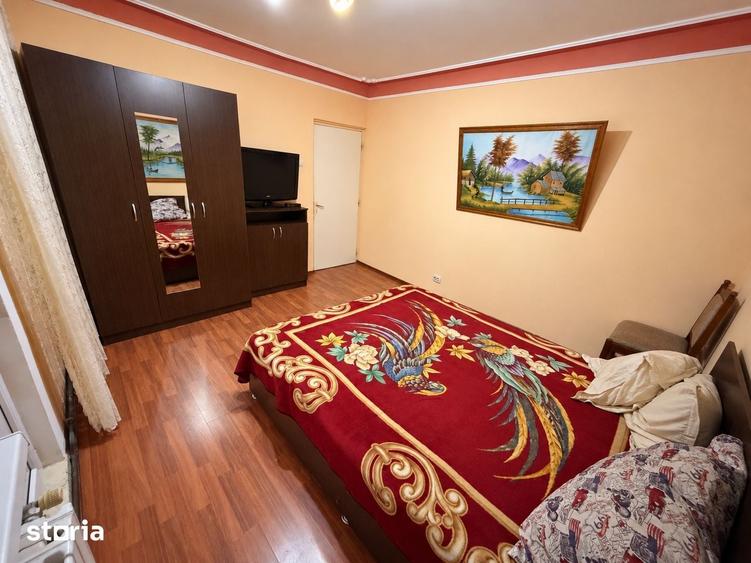 Apartament cu 4 camere decomandat în Ciurea