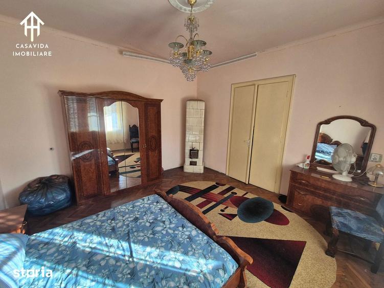 Casă cu 2 camere cu Teren 365 Mp în Central