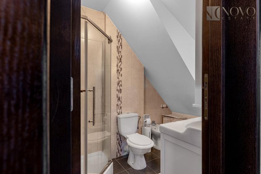 Duplex cu 7 camere cu Canalizare în Ferdinand