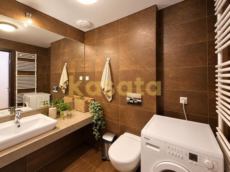 Apartament cu 3 camere semidecomandat, mobilat în Barbu Văcărescu