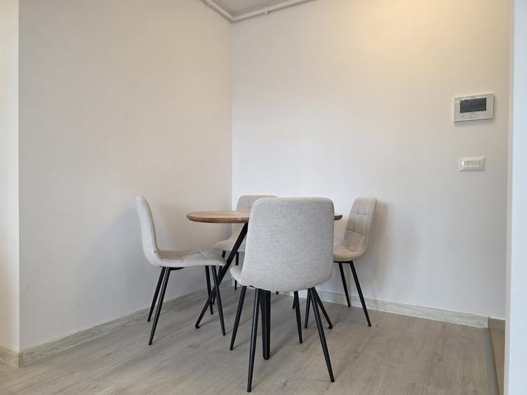 Apartament cu 2 camere decomandat în Theodor Pallady
