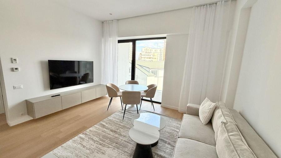 Apartament cu 2 camere decomandat, mobilat în Floreasca