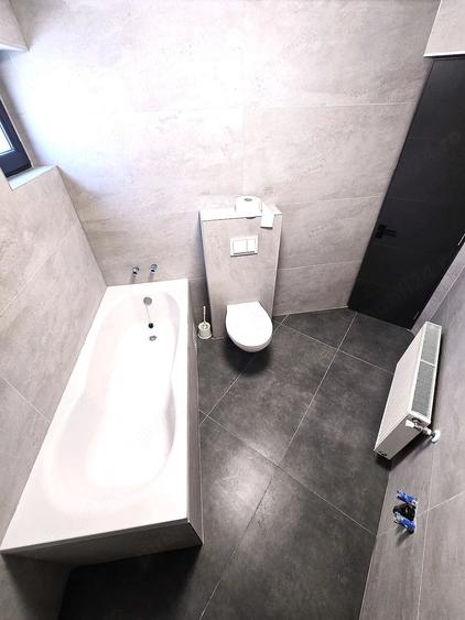 Apartament cu 3 camere semidecomandat în Ultracentral