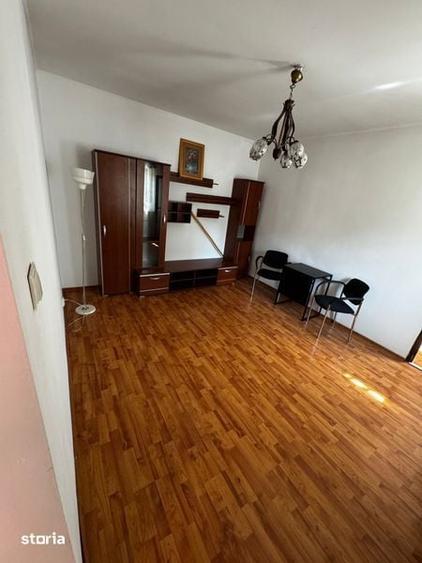 Apartament cu 3 camere în Obor