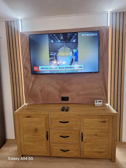 Apartament cu 3 camere decomandat în Anda