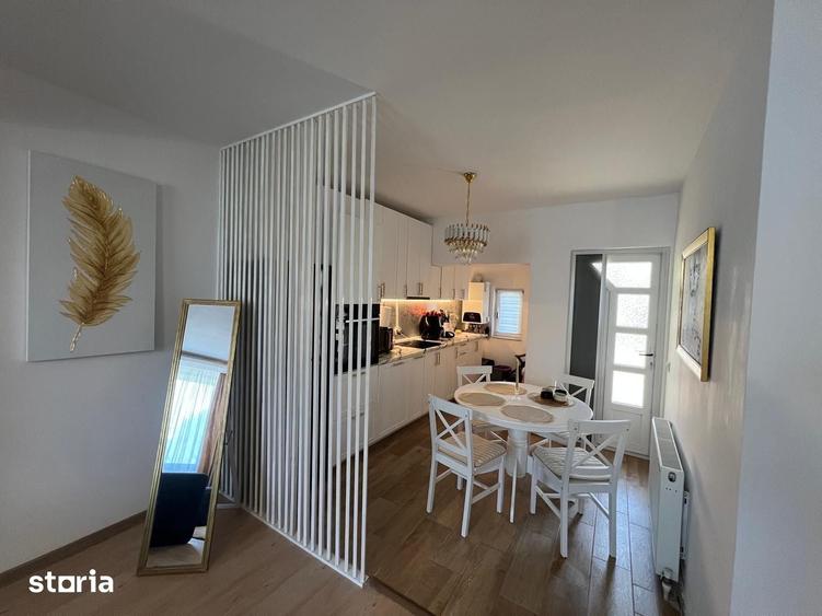 Casă cu 4 camere cu Teren 220 Mp în Năvodari