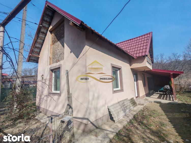 Casă cu 2 camere cu Canalizare în Parava