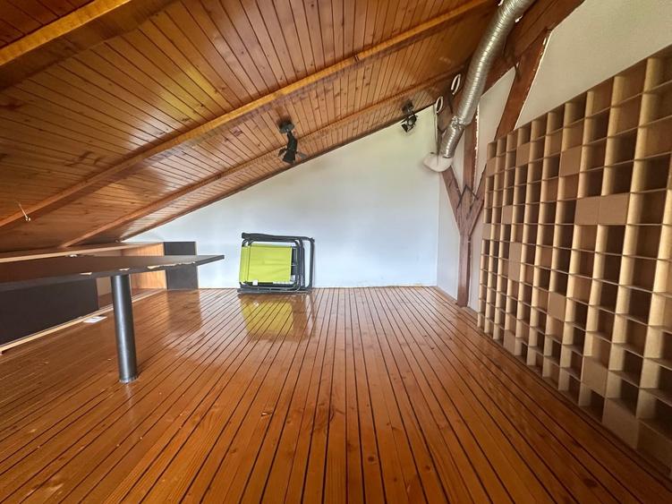 Apartament cu 2 camere decomandat în Berceni