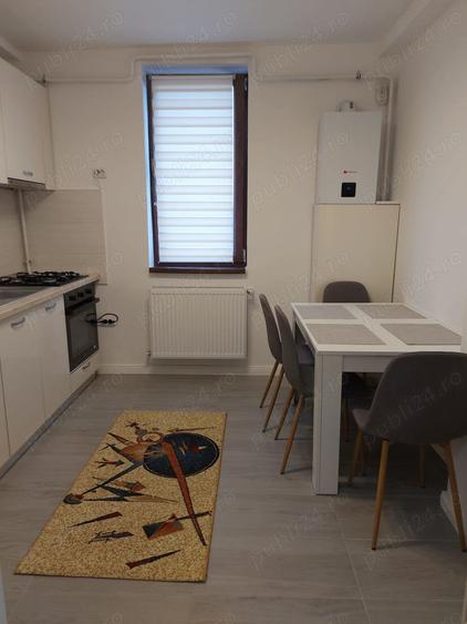Apartament cu 2 camere decomandat în Exterior Vest