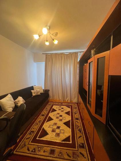 Apartament cu 3 camere semidecomandat în Iosefin