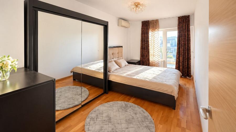 Apartament cu 3 camere, mobilat în Dristor
