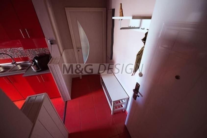 Apartament cu 2 camere semidecomandat în Complex Studențesc