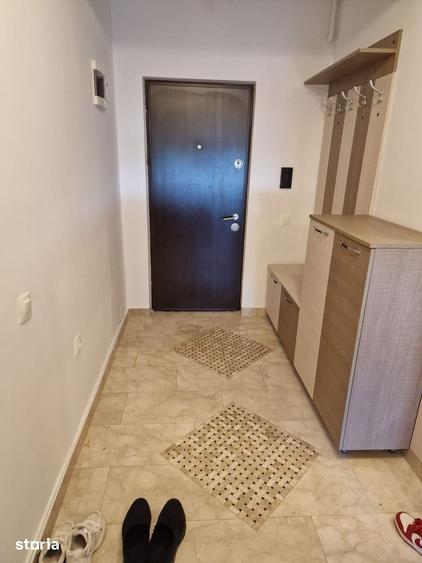 Apartament cu 3 camere decomandat în Km 5