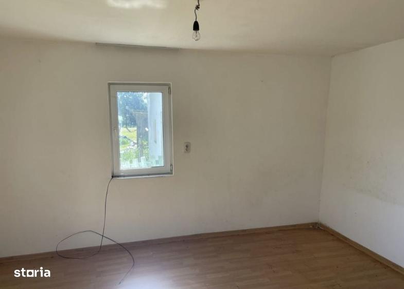 Casă cu 3 camere în Dănila
