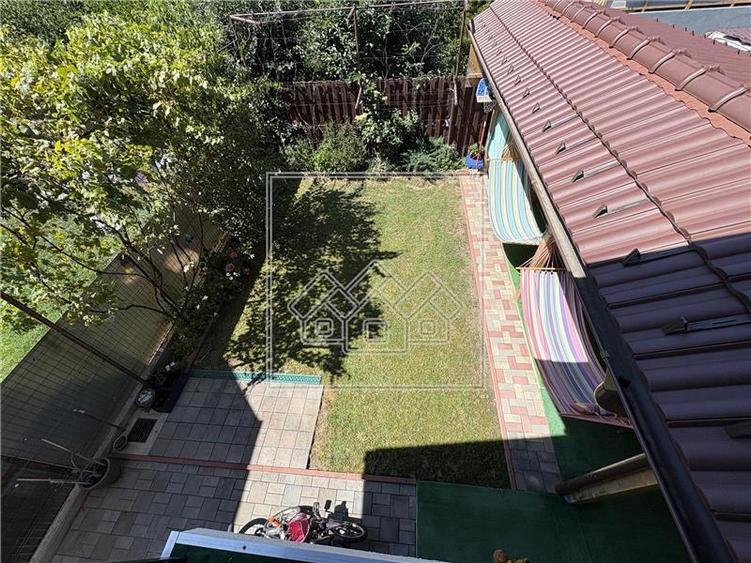 Casă individuală cu 4 camere cu Canalizare în Arhitecților - Calea Cisnădiei