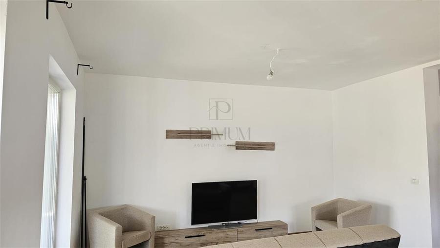 Duplex cu 4 camere cu Canalizare în Moșnița Nouă