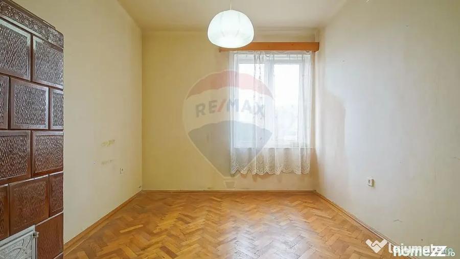 Apartament cu 2 camere decomandat în Dealul Cetății