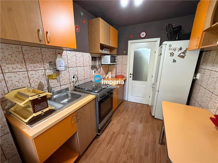 Apartament 3 camere de vanzare – aproape de Palas | 67 mp total | Etaj 2/4 - 9