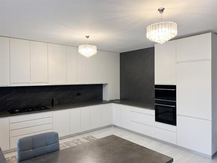 Casă cu 4 camere cu Teren 1200 Mp în Dealuri Oradea