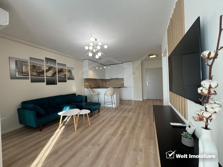 Apartament cu 3 camere semidecomandat, mobilat în Zorilor