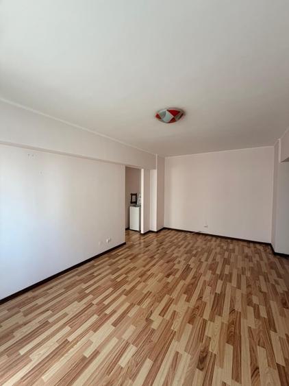 Apartament cu 2 camere semidecomandat în Moșilor