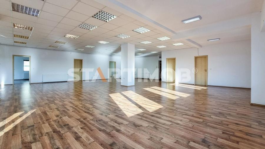 Birou, de 208 mp, în Scriitorilor