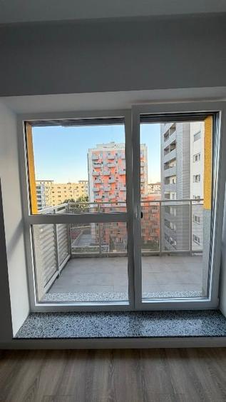Apartament cu 2 camere semidecomandat în Pantelimon