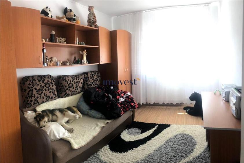 Apartament cu 2 camere semidecomandat în Micro 14
