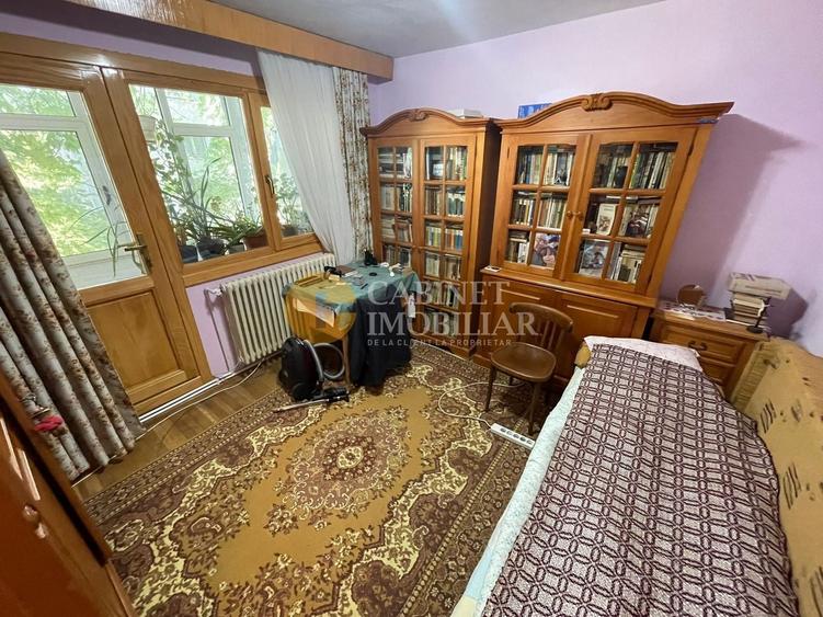 Apartament cu 3 camere semidecomandat în Tătărași