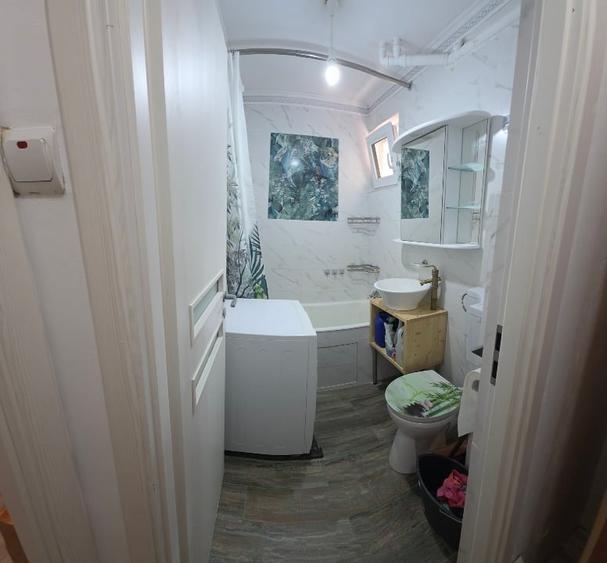Apartament cu 2 camere semidecomandat, mobilat în Giurgiului