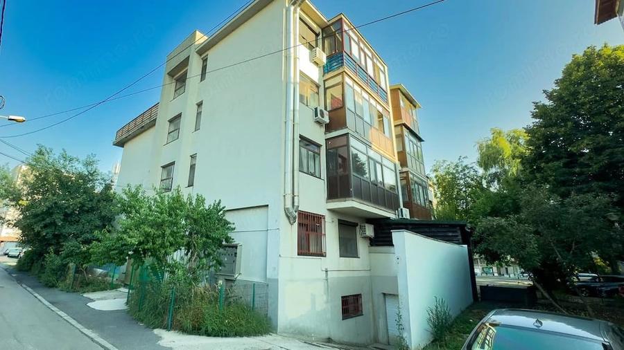 Apartament cu 2 camere în Păcii