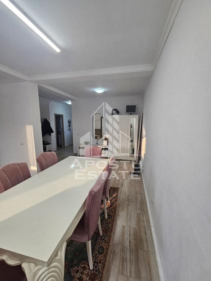 Casă individuală cu 4 camere cu Canalizare în Utvin