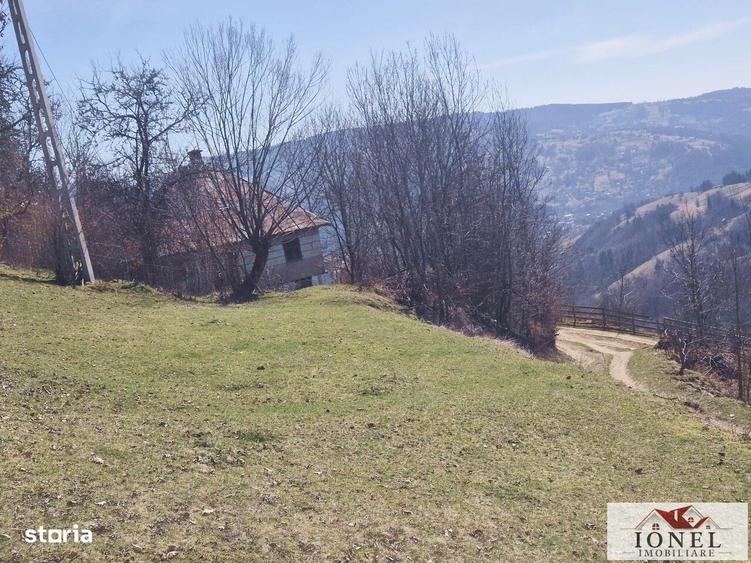 Casă cu 4 camere în Glogoveț