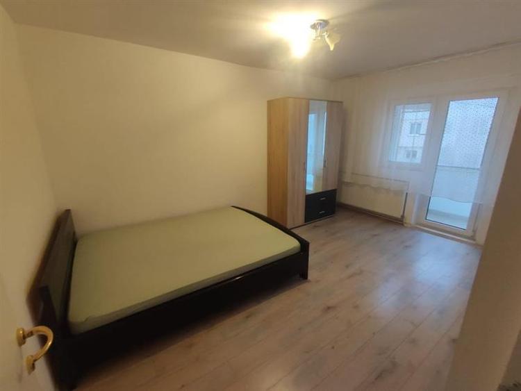 Apartament cu 2 camere decomandat în Astra